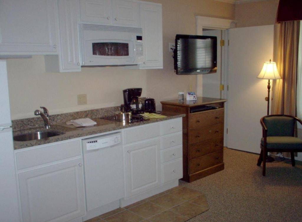 Studio Small Kitchen,917308438:JPEG